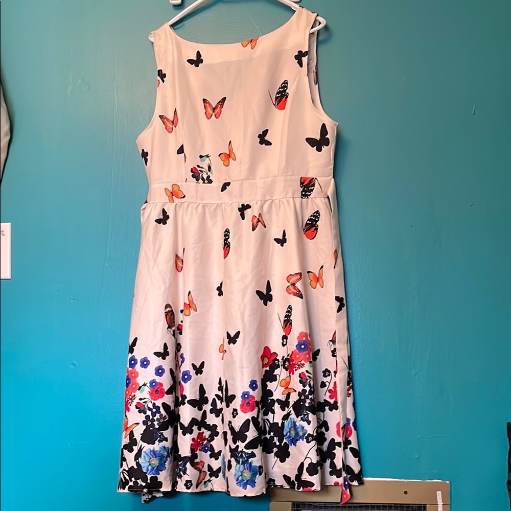 Butterfly Print Sleeveless Dress size XL